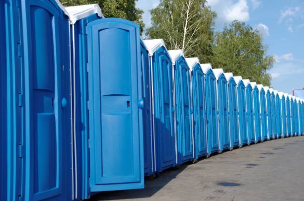 Best Sanitation services for porta potties  in Weaver, AL